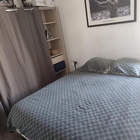L Audacieux T2 Proche Gare Rer E Apartment Вилмомбл Екстериор снимка